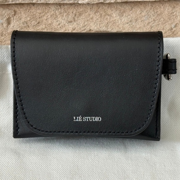 Lie Studio Black Leather Stella Wallet and Gaby Keychain - Picture 13 of 15